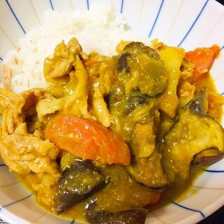 カレー粉で作る！なすと豚バラのカレー